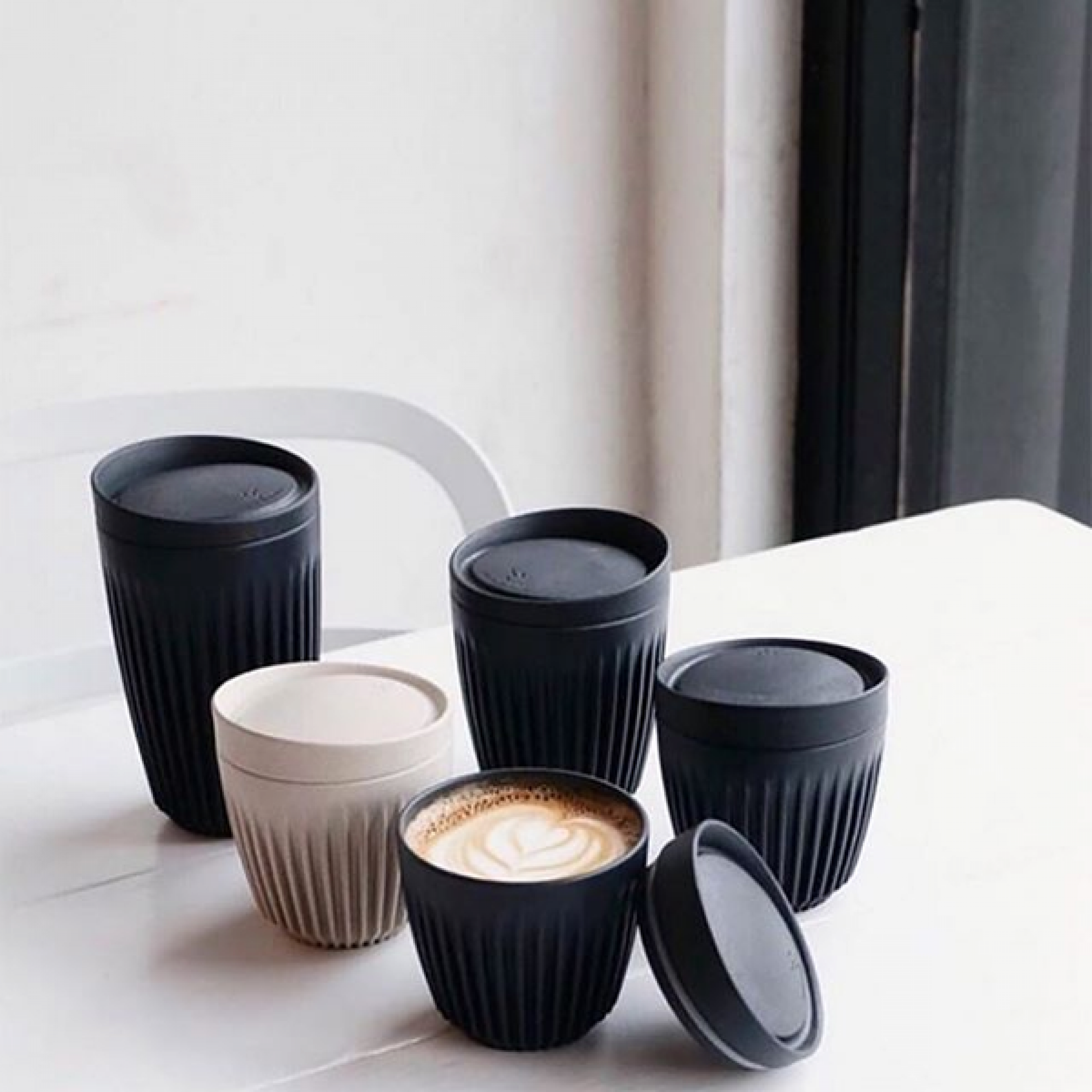 huskee reusable coffee cup