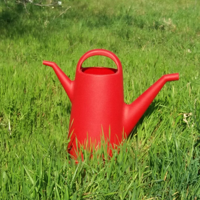 Valiente Watering Can 2 Spouts DripDrop Red DECOVRY