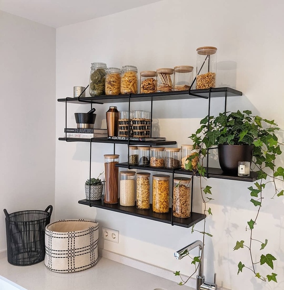 Studio Hausen | Straightforward clever wall shelving